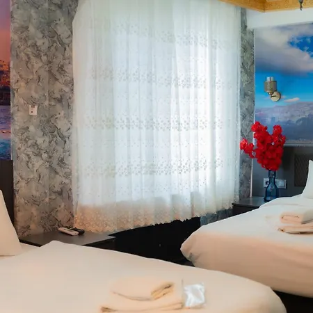 Отель Golden Horn Park 3*