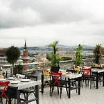 Hotel Golden Horn Park