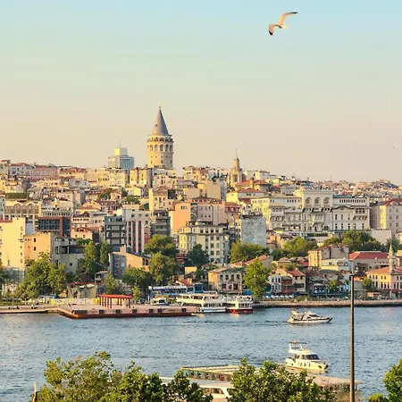 Golden Horn Park Hotel 3*